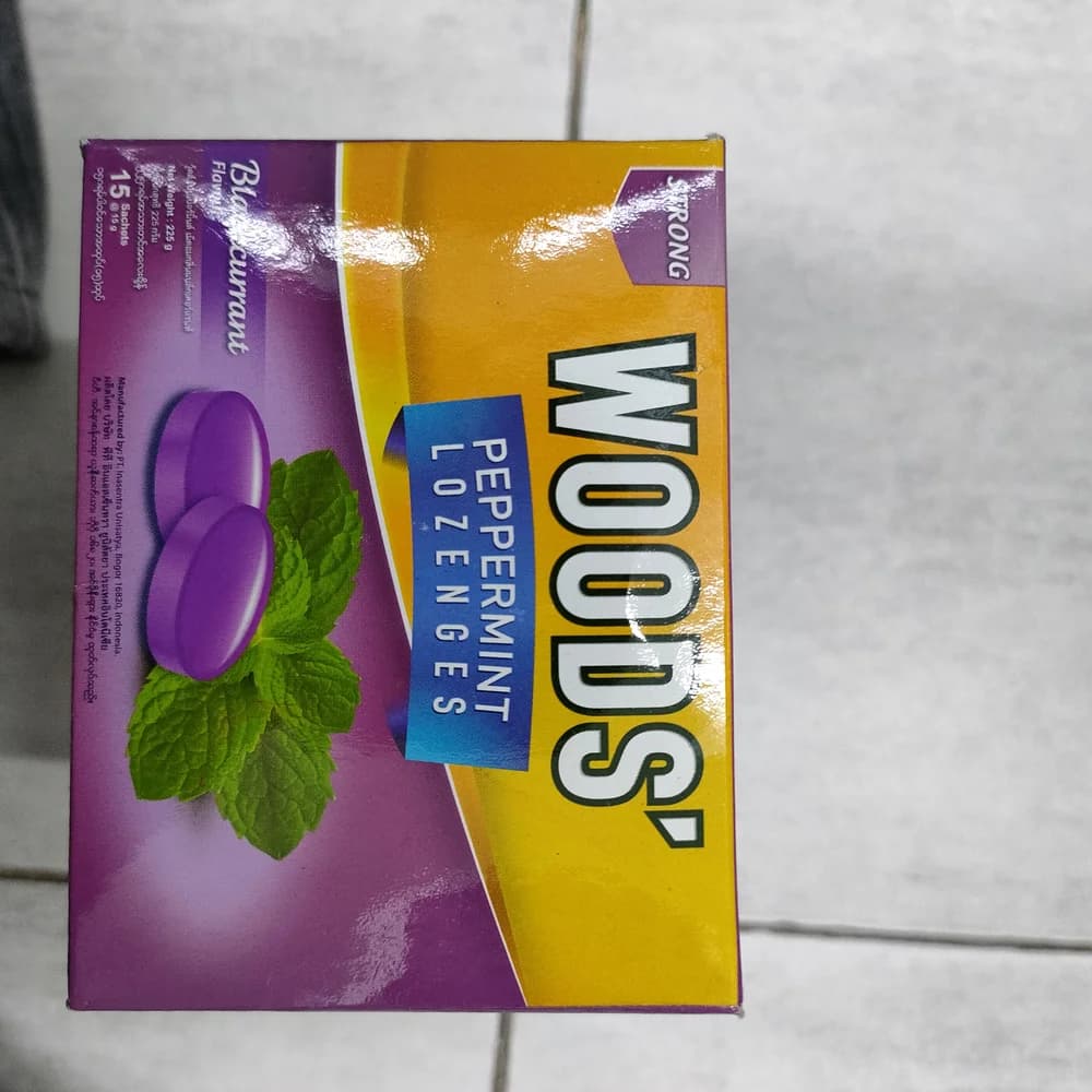 Woods' Peppermint Lozenges (Blackcurrant) Menthol 1.48 mg per lozenge