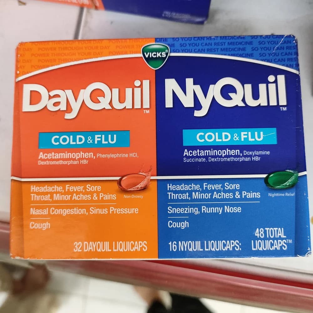 Vicks DayQuil & NyQuil Cold & Flu LiquiCaps Co-Pack 32 DayQuil + 16 NyQuil LiquiCaps (48 total)