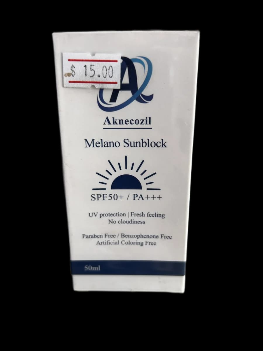 Aknecozil Melano Sunblock SPF50+ PA+++ 50mL