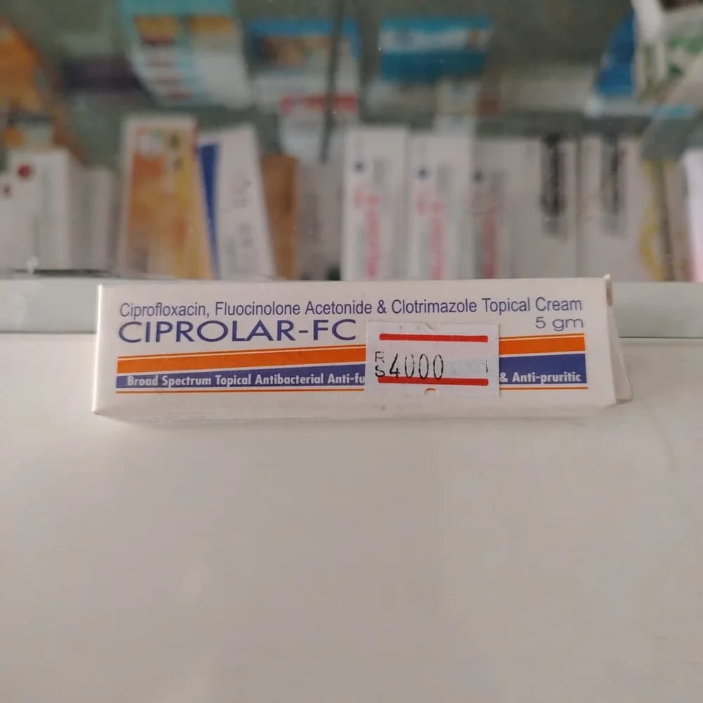 CIPROLAR-FC Ciprofloxacin 0.5% w/w / fluocinolone acetonide 0.025% w/w / clotrimazole 1% w/w