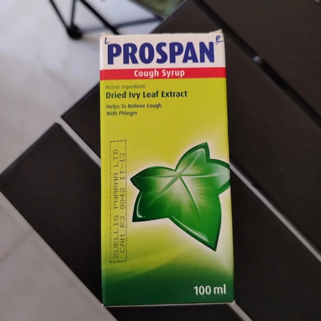 Prospan 0.7 g dried ivy leaf extract per 100 ml (5-7.5:1)