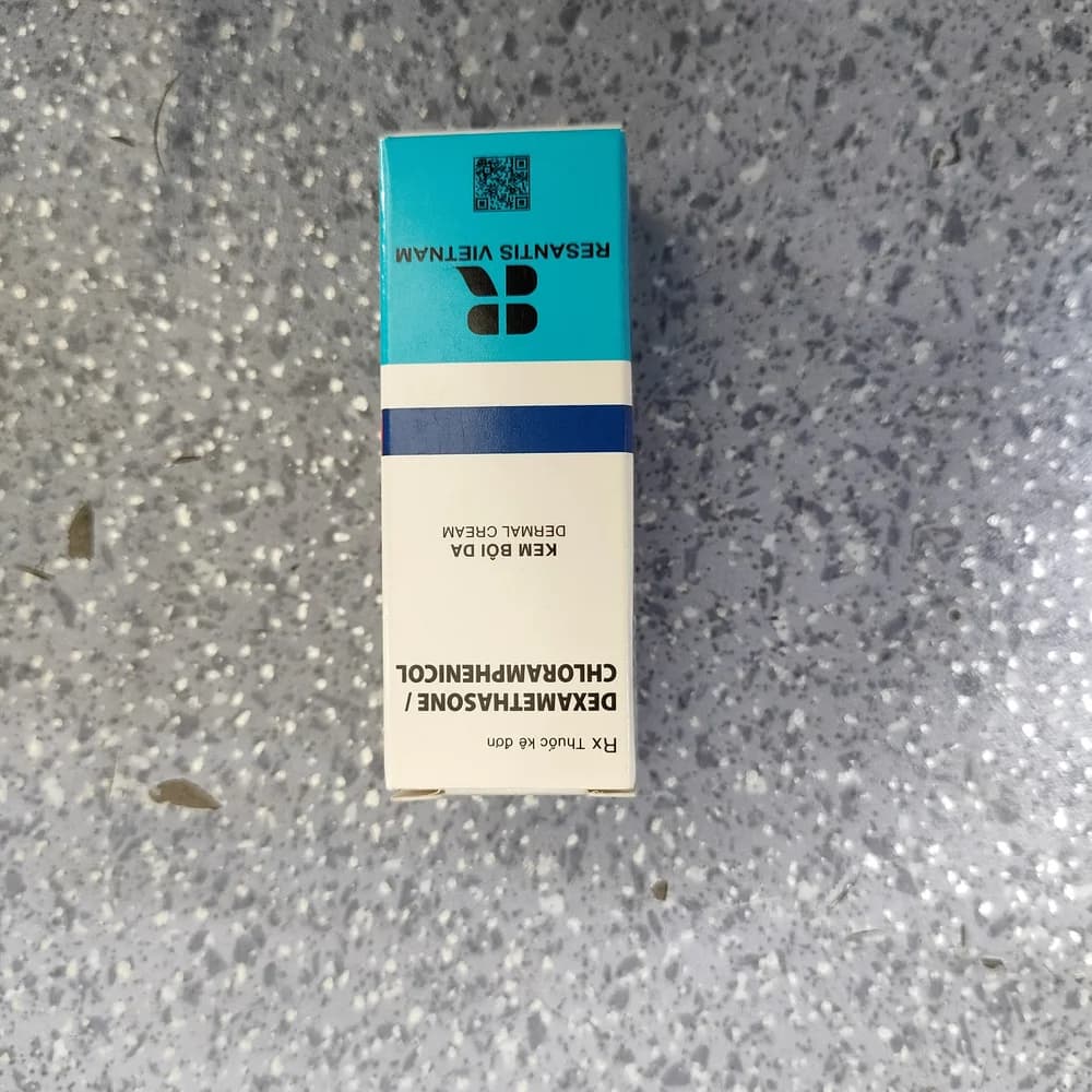 Dexamethasone / Chloramphenicol Dermal Cream Dexamethasone acetate 4 mg + Chloramphenicol 160 mg per 8 g tube