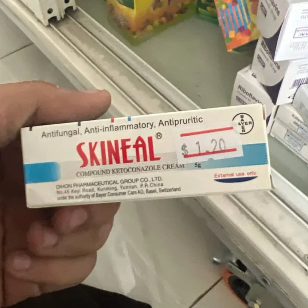 SKINEAL Ketoconazole (10 mg) + Clobetasol Propionate (0.25 mg) + Neomycin Sulfate (5000 IU) per gram