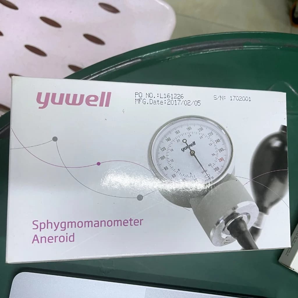 yvwell Sphygmomanometer Aneroid Not available