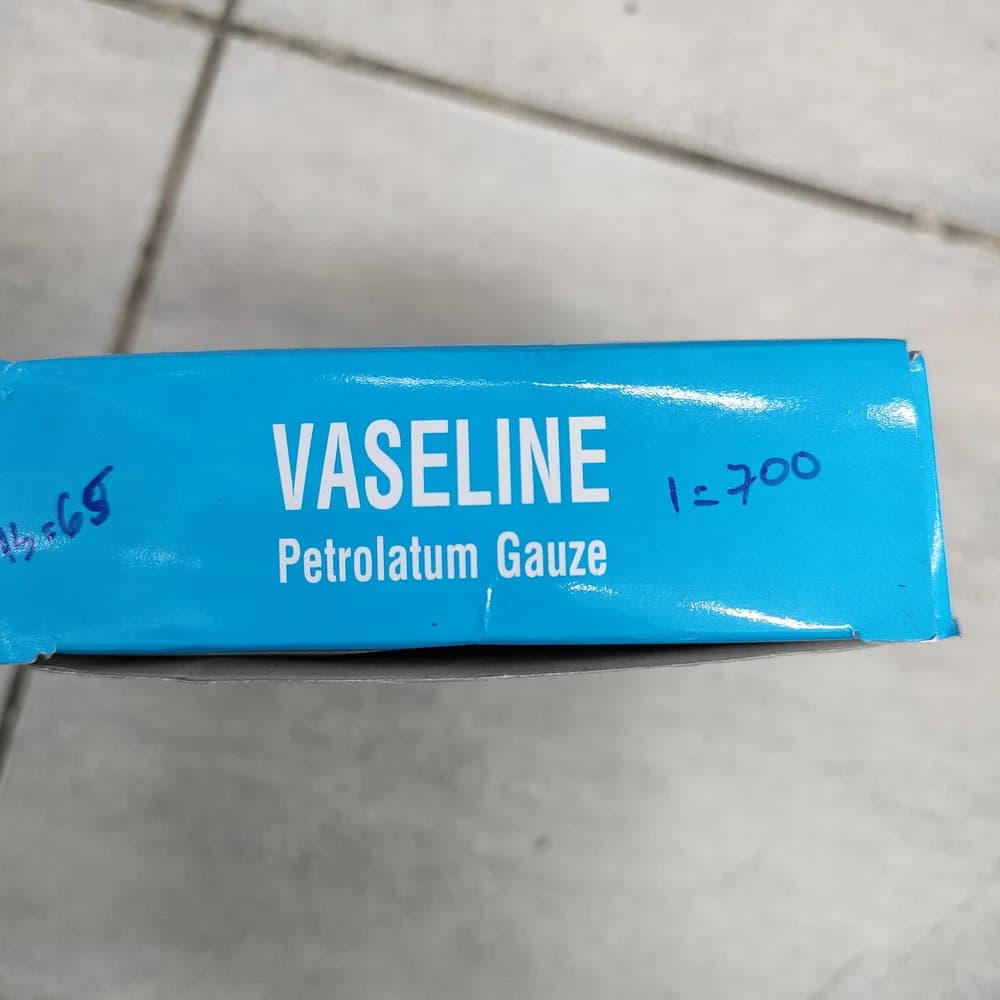 Vaseline Petrolatum Gauze Sterile petrolatum-impregnated wound gauze