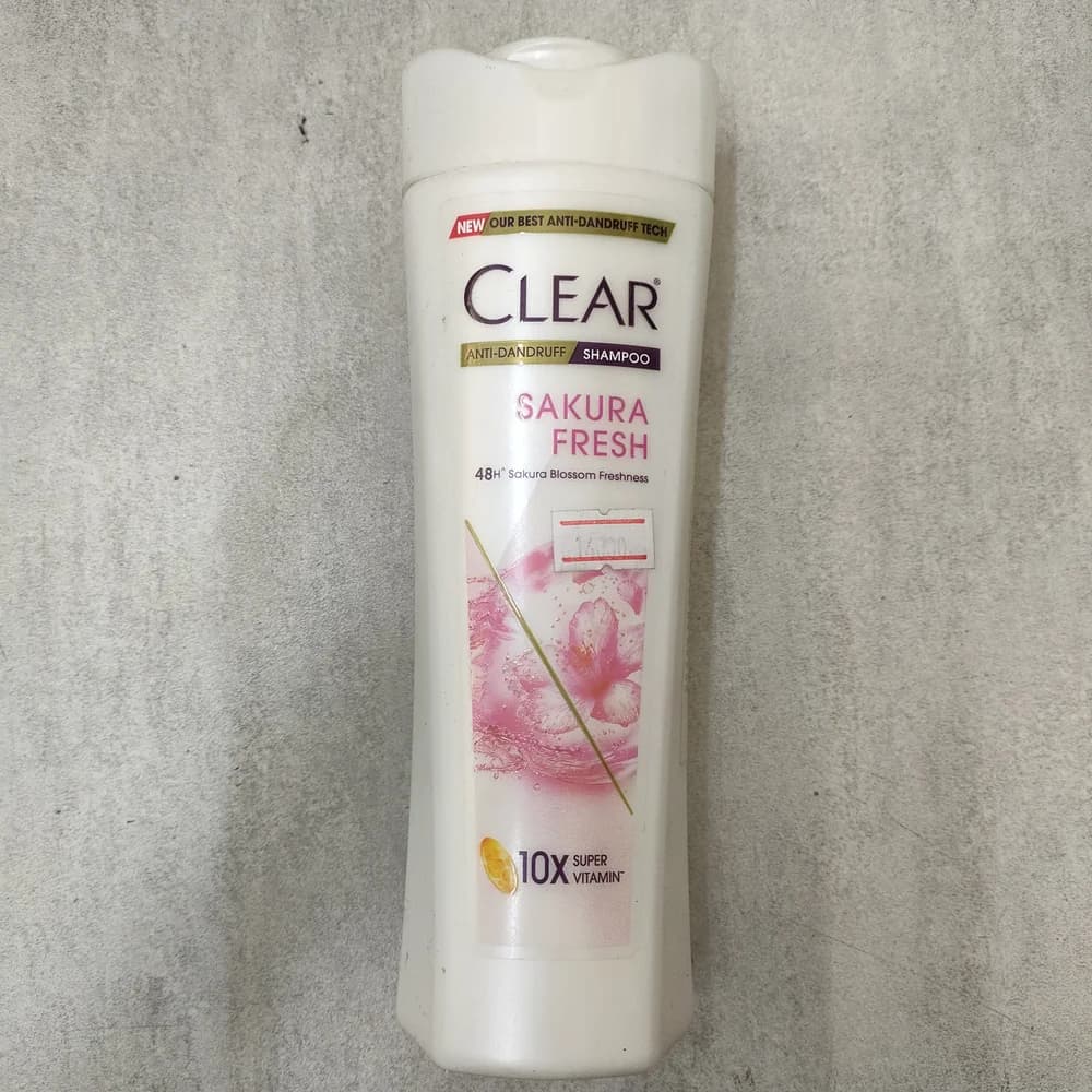 Clear Sakura Fresh Anti-Dandruff Shampoo Not available