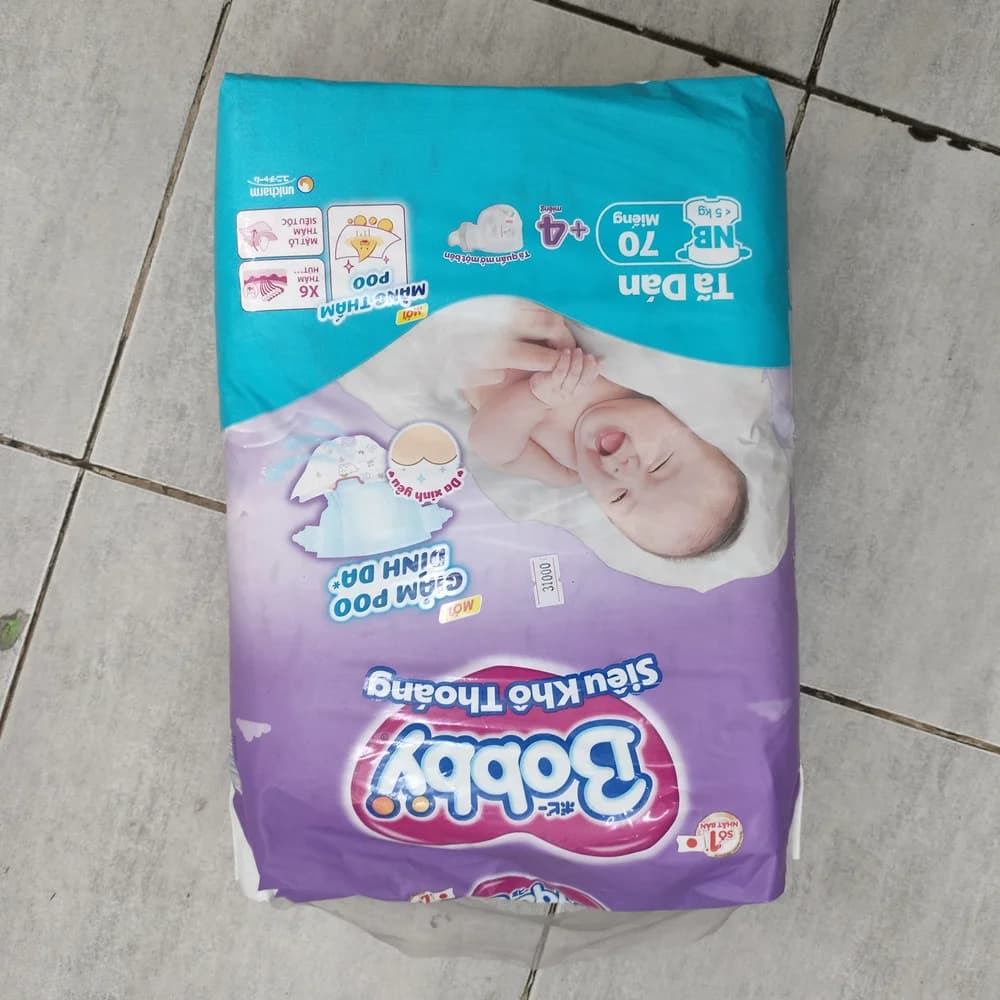 Bobby Newborn Baby Diaper (NB70) Size NB, 70 diapers per pack, for newborns under 5 kg