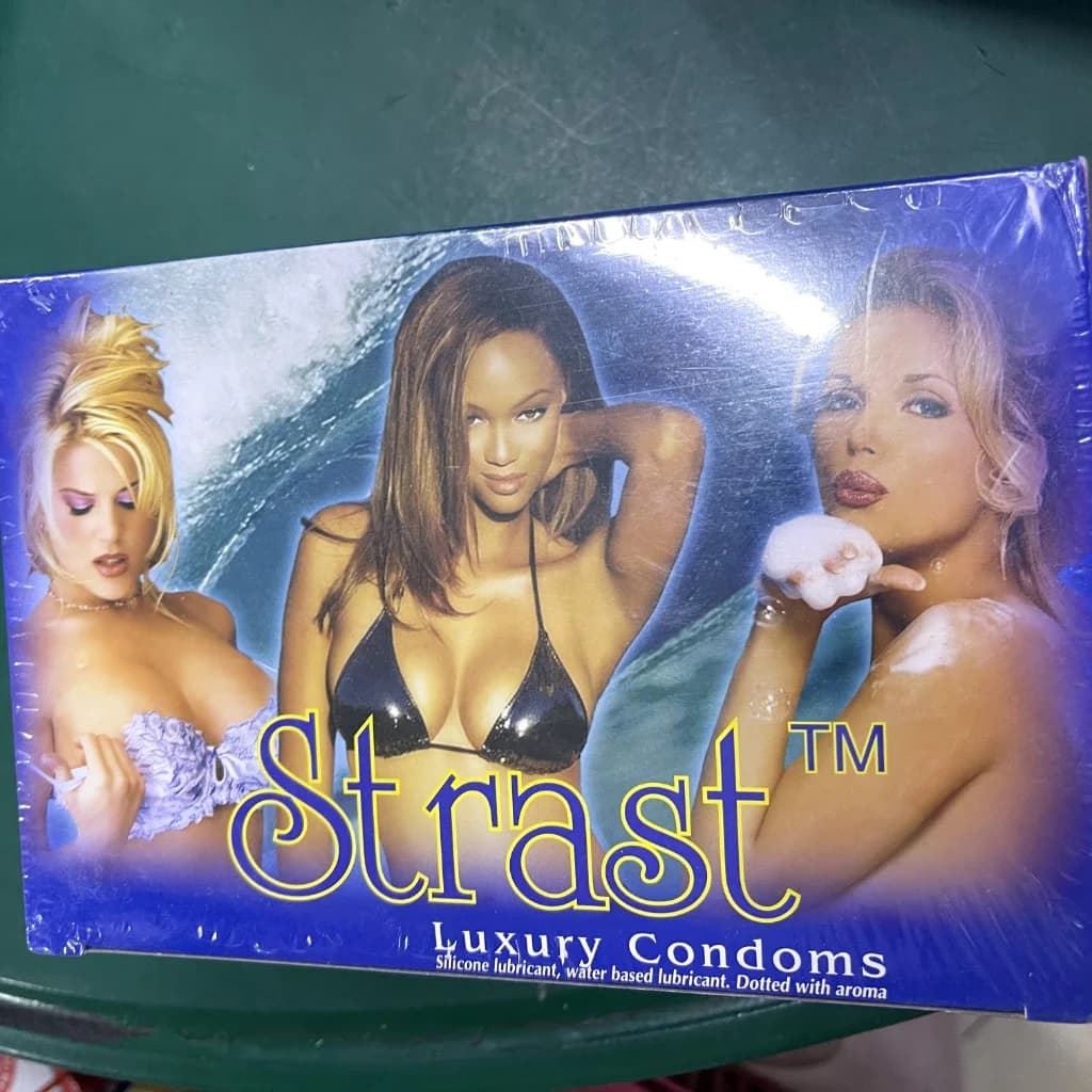 Strast Luxury Condoms Not available