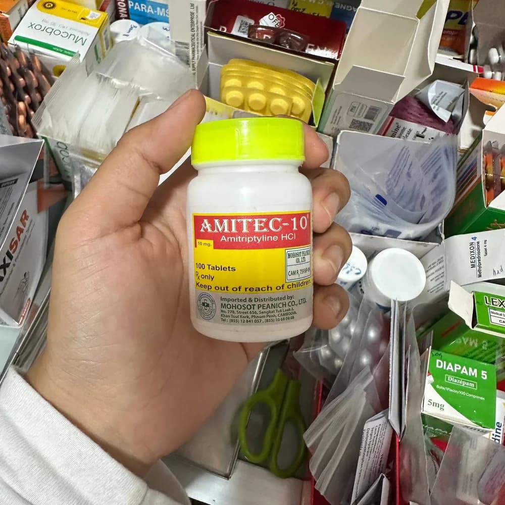 Amitec 10 mg tablets