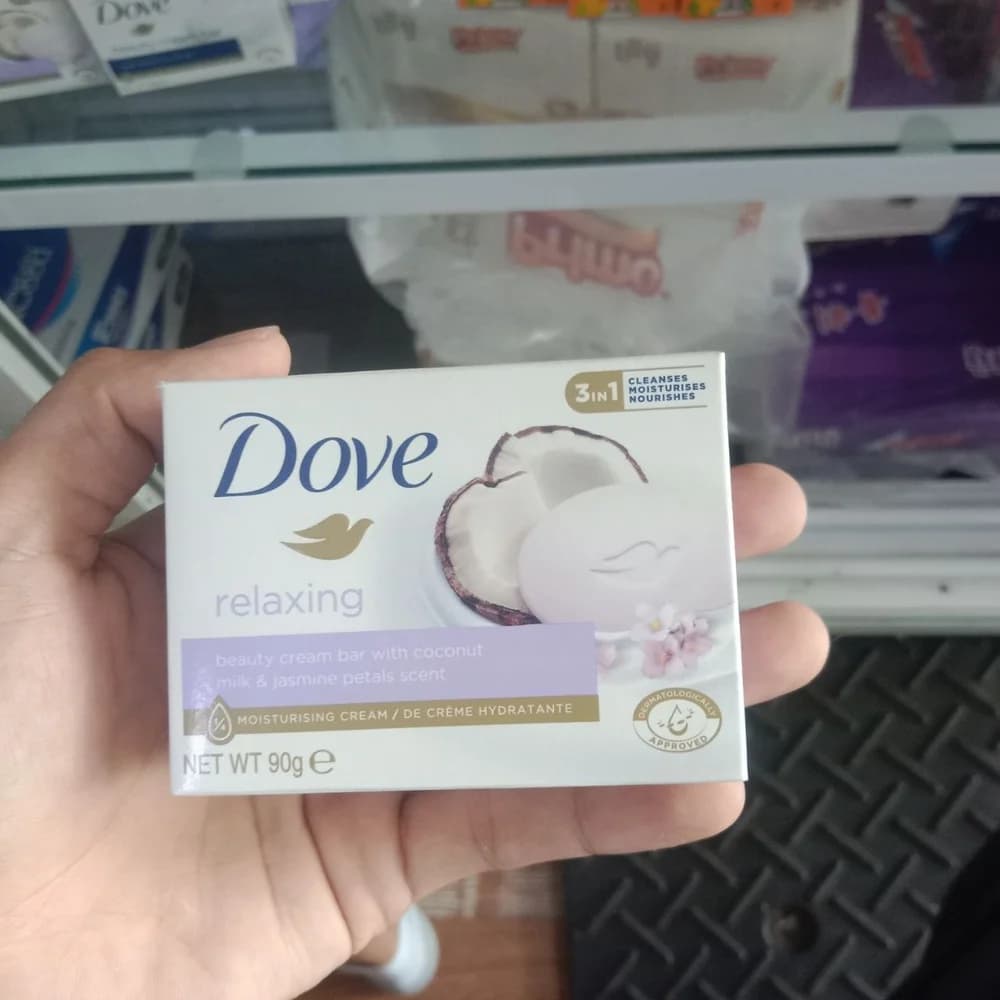 Dove Relaxing beauty cream bar with coconut milk and jasmine petals scent, 90 g