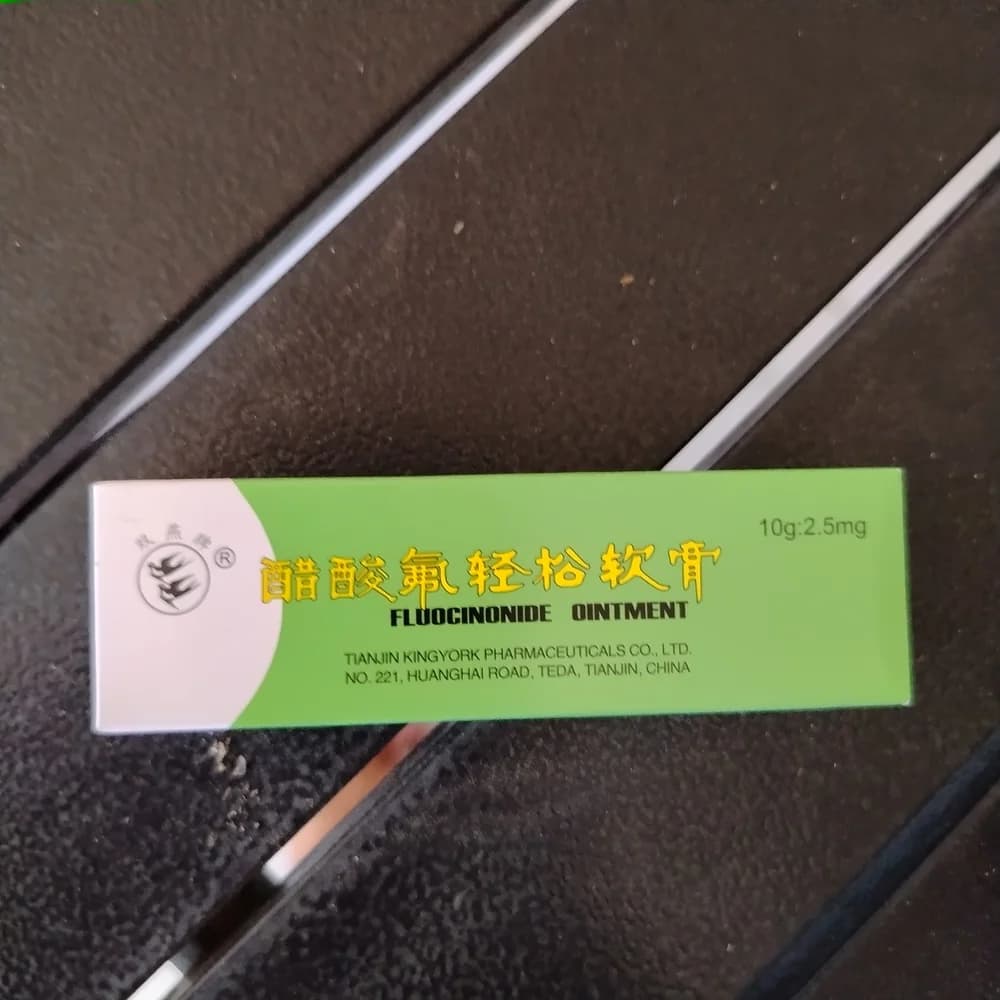 Fluocinonide Ointment 0.025% (2.5 mg / 10 g)