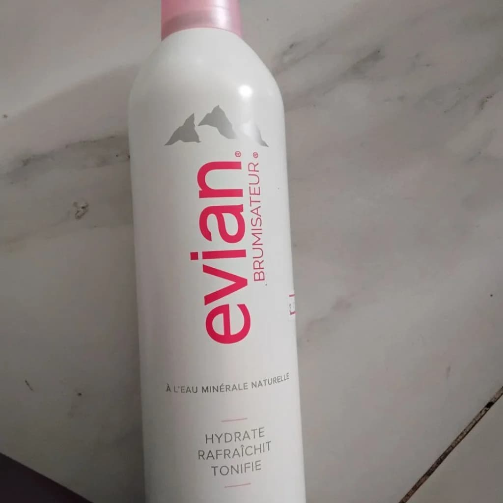 Evian Brumisateur Natural Mineral Water Spray (400 ml) Not available