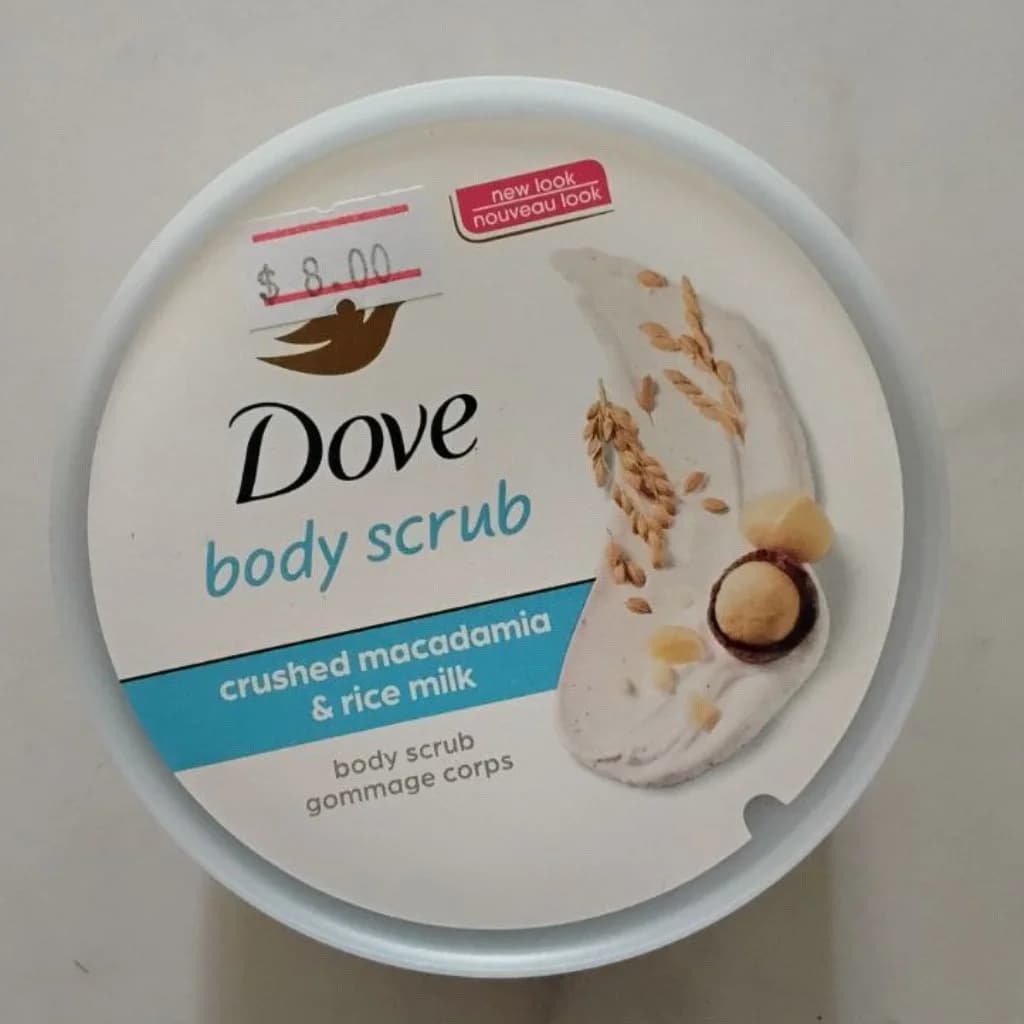 Dove Body Scrub β Crushed Macadamia & Rice Milk 200 g Not available