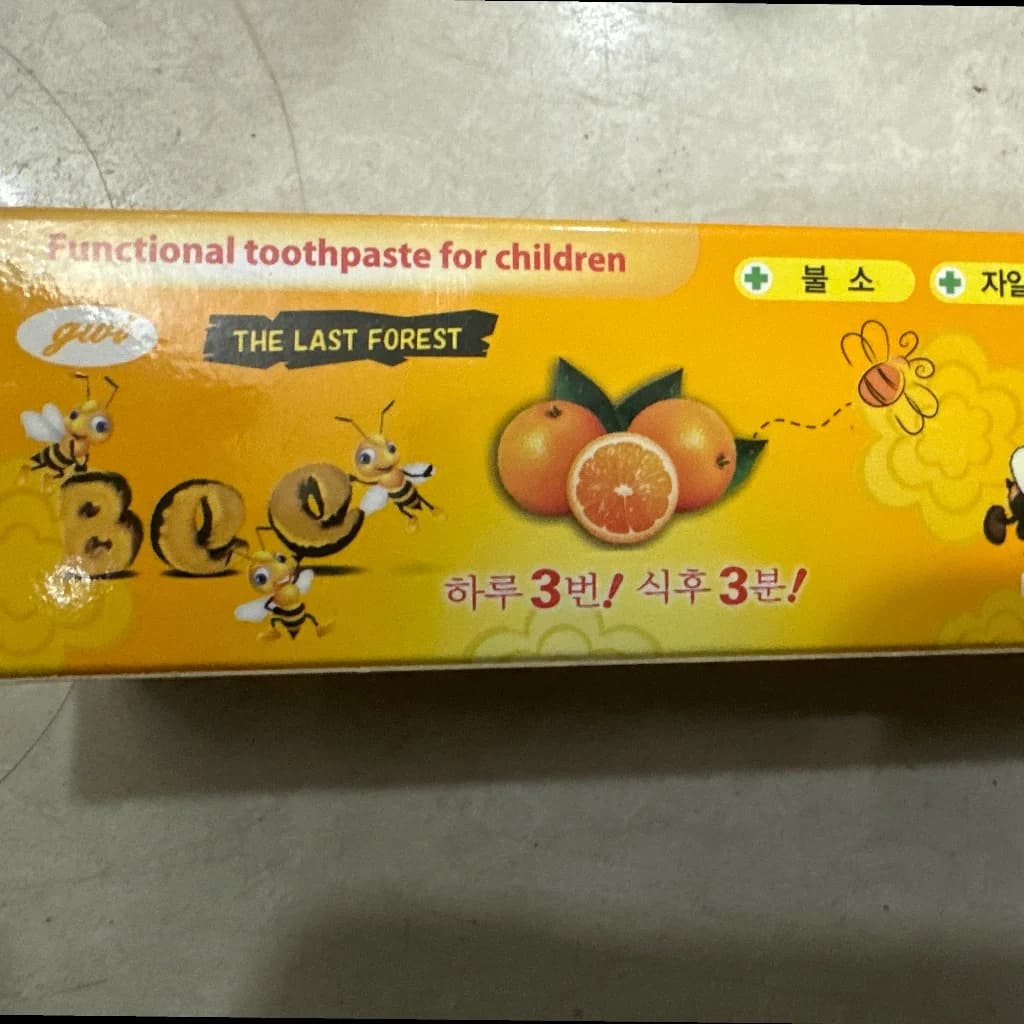 ថ្នាំដុសធ្មេញBee 