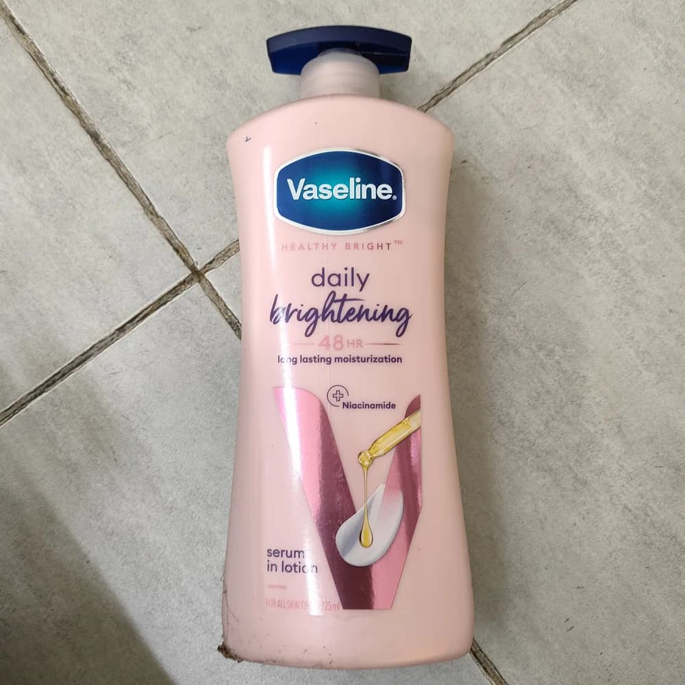 Vaseline Healthy Bright Daily Brightening Serum in Lotion Not available