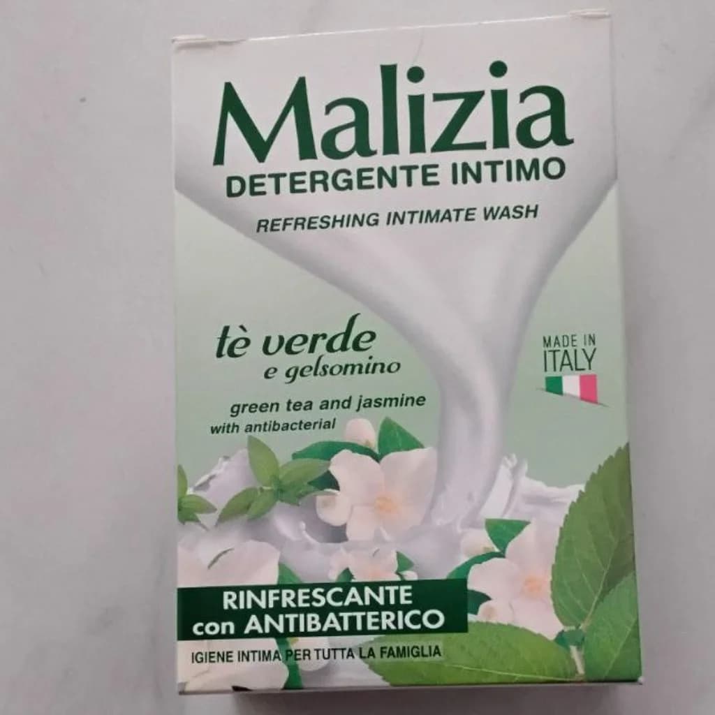 Malizia Detergente Intimo (Refreshing Intimate Wash) with Green Tea and Jasmine 200ml