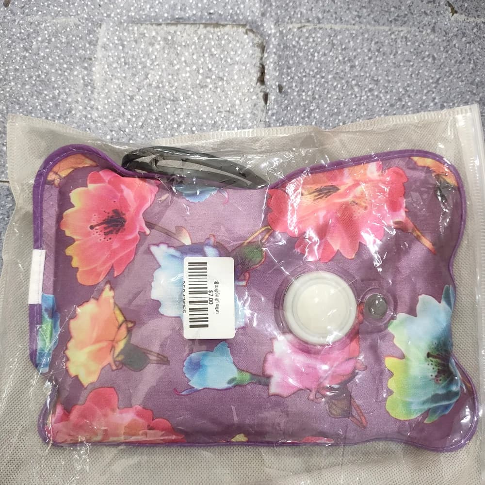 Electric Hot Water Bag (Floral Print) Rechargeable electric hot water bag, approx. 1 L capacity