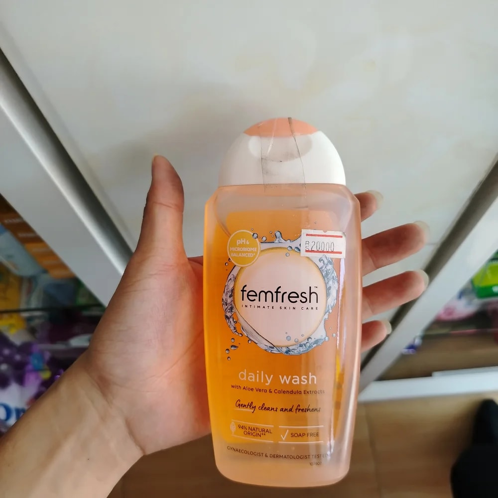Femfresh Daily Wash 250 ml - Reachiny Pharmacy