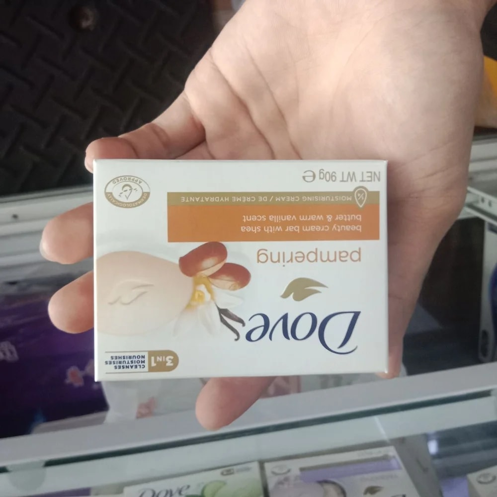 Dove Pampering beauty cream bar with shea butter and warm vanilla scent, 90 g - Kim Yi