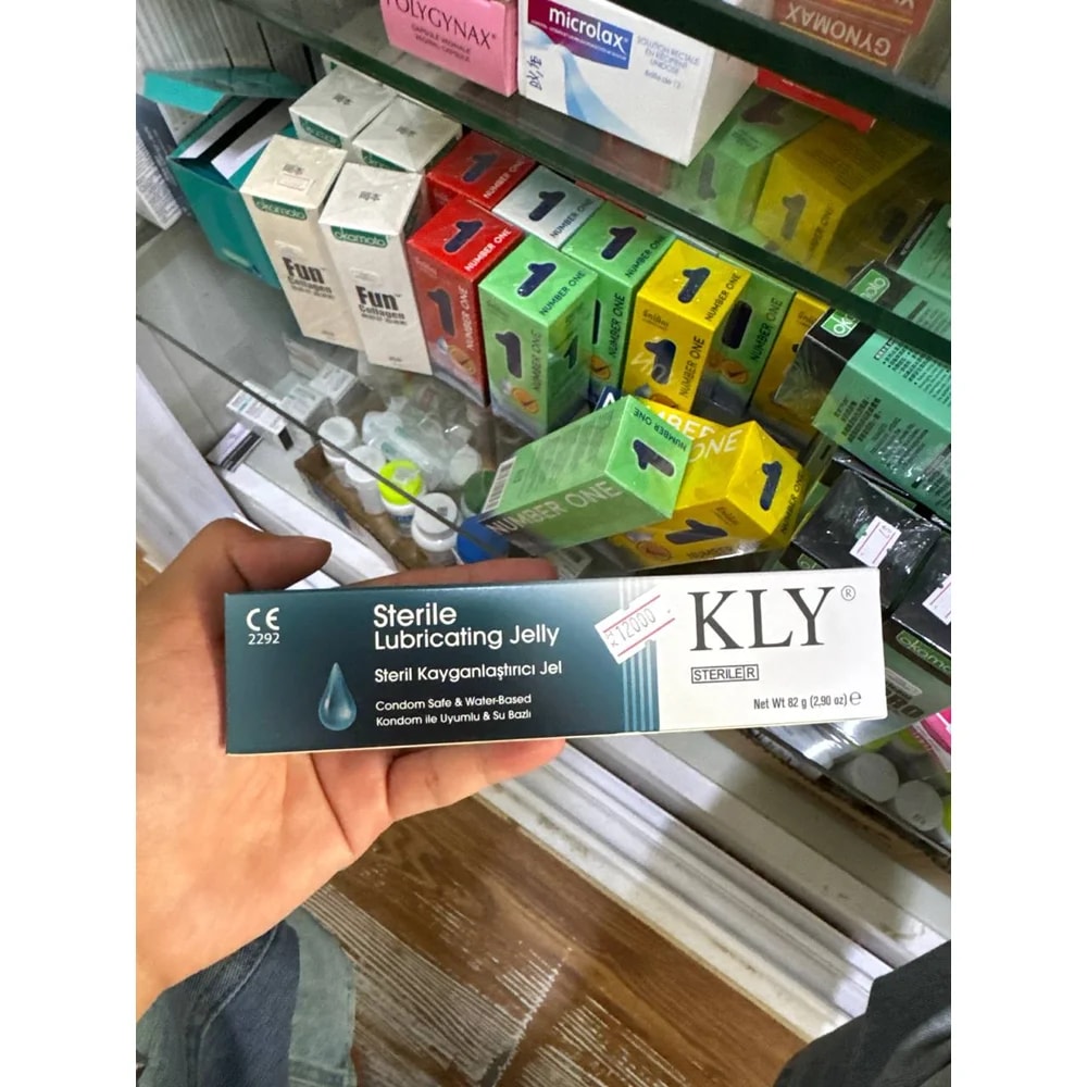 KLY Sterile Lubricating Jelly Sterile water-based lubricating jelly, 82 g - Kim Yi
