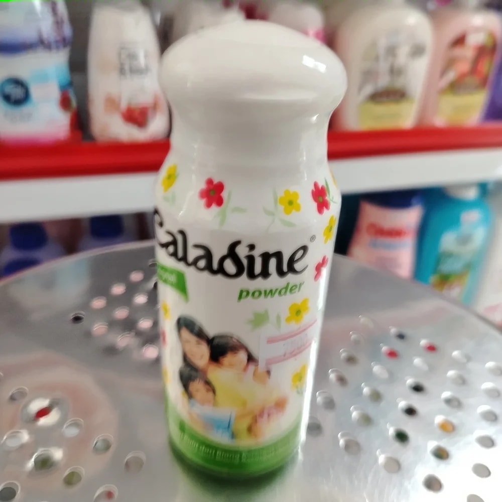 Caladine Powder Original - Pharmacy Krech hong