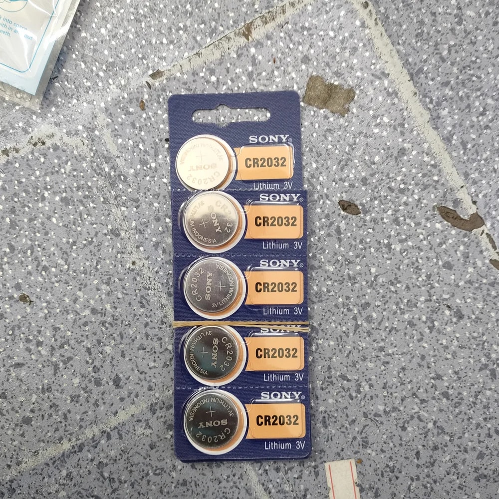 Sony CR2032 3V Lithium Coin Cell Battery 5 batteries per blister card, 3V each - Depot De Pharmacie "A" Kim Houy