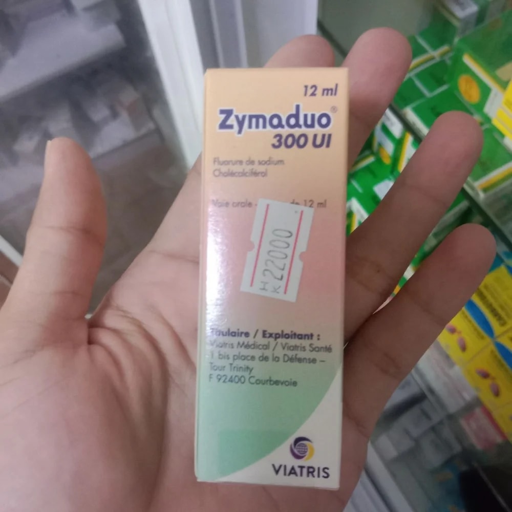 Zymaduo 300 UI Cholecalciferol (vitamin D3) 300 IU and sodium fluoride per drop, 12 mL oral drops - Kim Yi