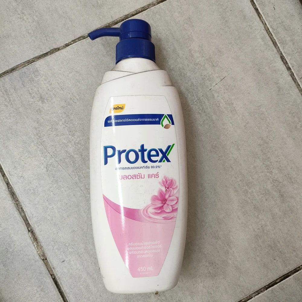 Protex Blossom Care Antibacterial Shower Cream Not available - Depot De Pharmacie "A" Kim Houy