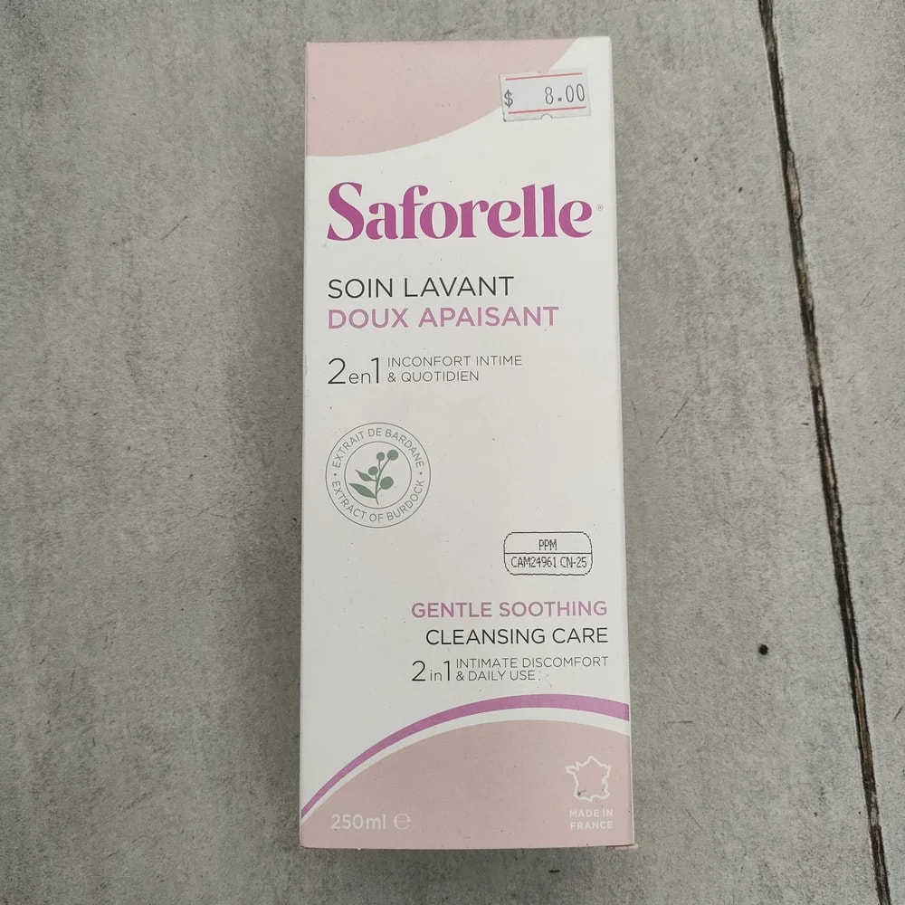 Saforelle Soin Lavant Doux Apaisant 250 mL Apply a small amount, lather, then rinse thoroughly with water. - Depot De Pharmacie "A" Kim Houy