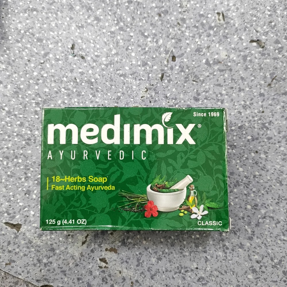 Medimix Ayurvedic 18-Herbs Soap Not available - Depot De Pharmacie "A" Kim Houy