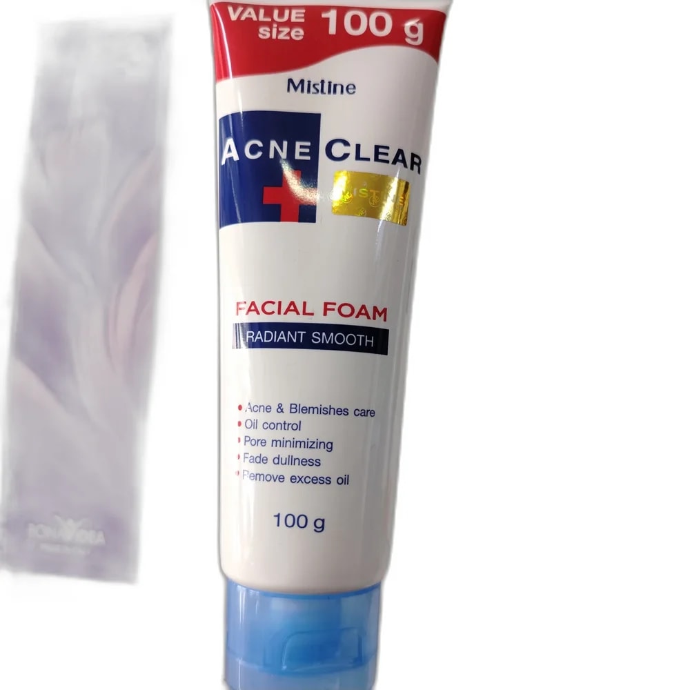 Mistine Acne Clear Facial Foam Radiant Smooth 100 g (Value Size) - PHARMA ASSIST PHARMACY