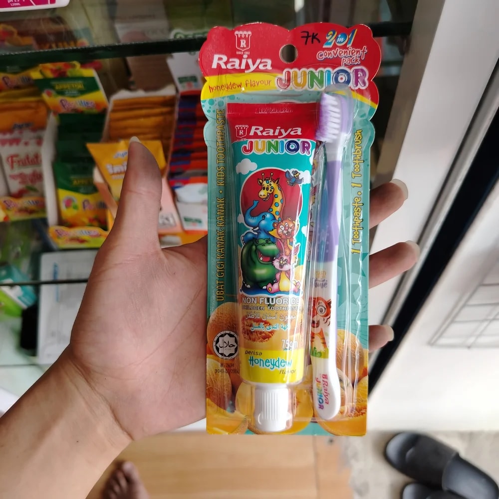 Raiya Junior Non-Fluoride Honeydew and Milk Kids Toothpaste, 75 g, with Toothbrush - Reachiny Pharmacy