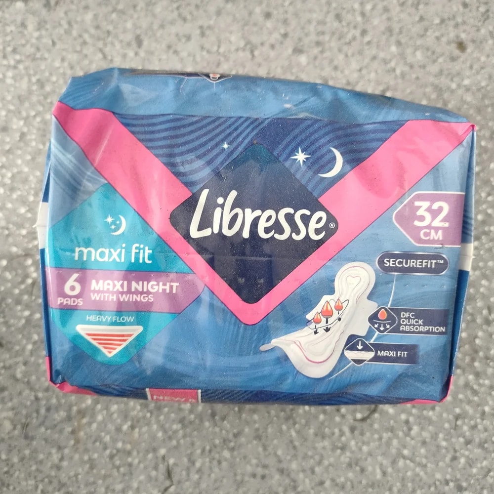 Libresse SecureFit Overnight Not available - Depot De Pharmacie "A" Kim Houy