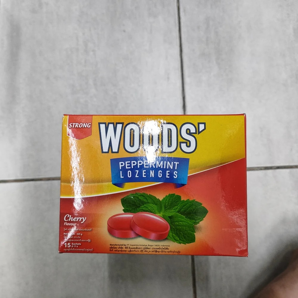 Woods' Peppermint Lozenges (Cherry) Menthol 1.48 mg per lozenge - Depot De Pharmacie "A" Kim Houy