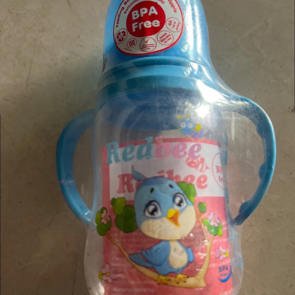 Redbee boots bottle - PONLEU DOUNG DARA PHARMACY