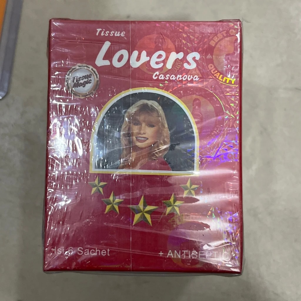 Tissue lovers Casanova red 6 sheets - PONLEU DOUNG DARA PHARMACY