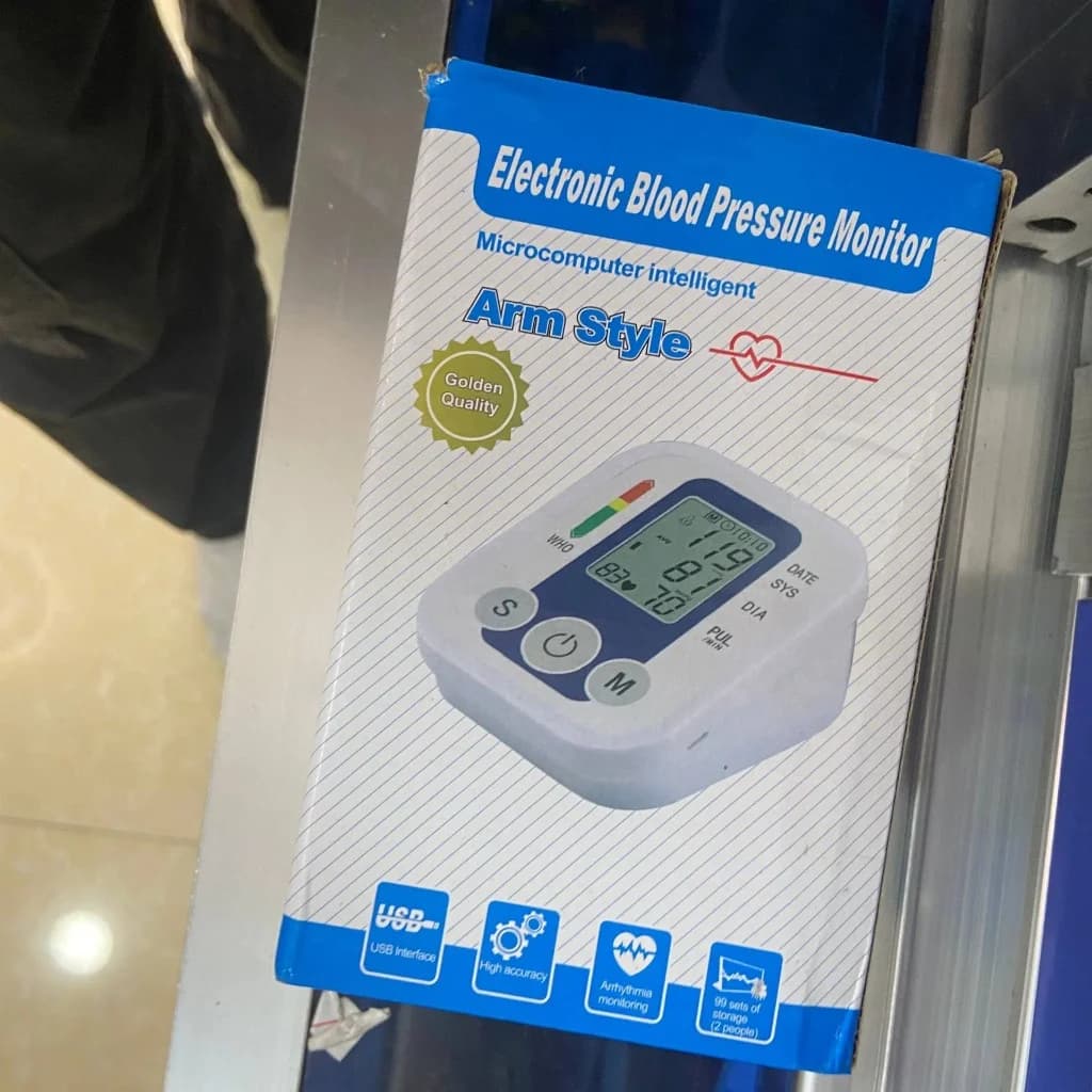 Electronic Blood Pressure Monitor Arm Style, Microcomputer Intelligent Type