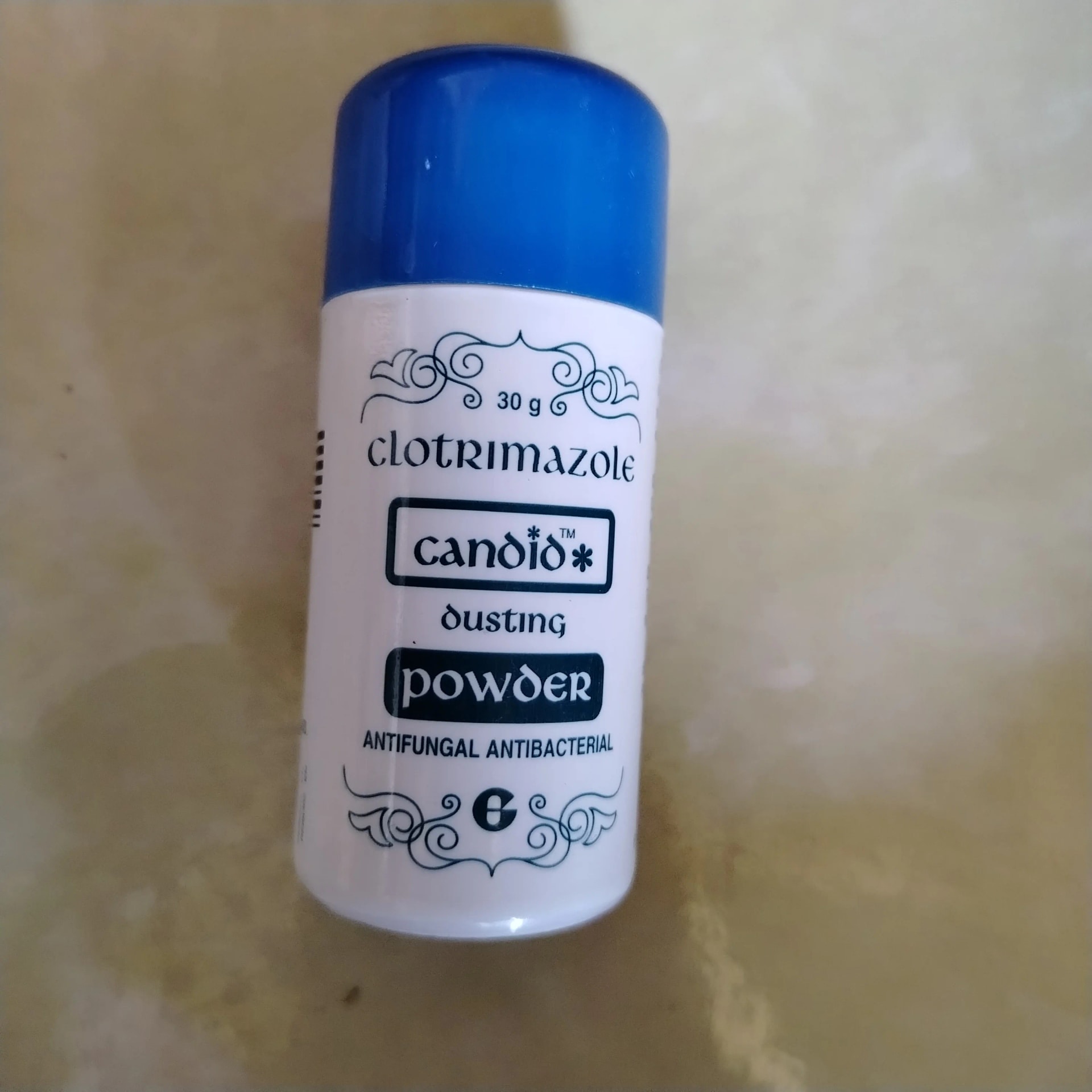 Candid Clotrimazole Dusting Powder 30g - Phal Cham Rouen