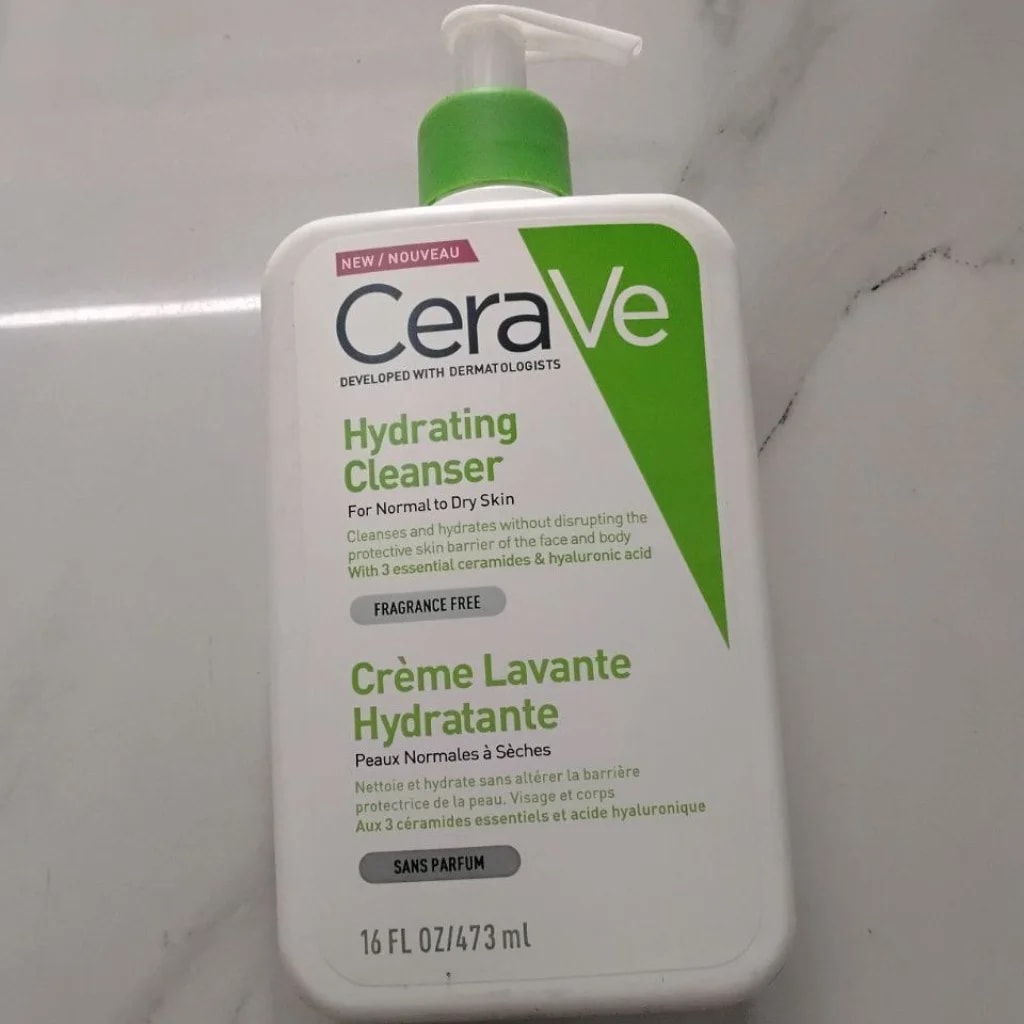 CeraVe Hydrating Cleanser Not available - SETHIKA CARE Pharmacy