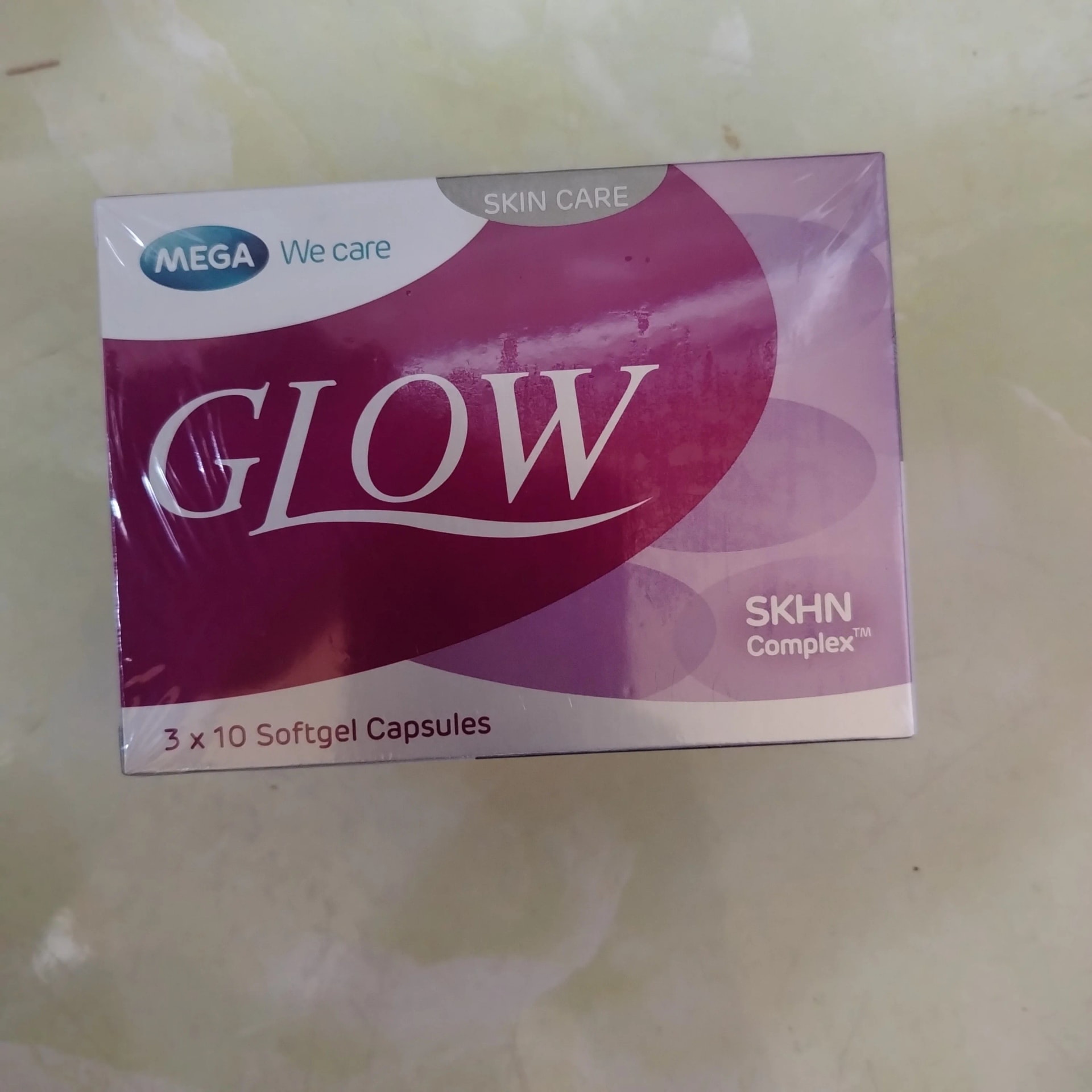 Glow SKHN Complex - Phal Cham Rouen