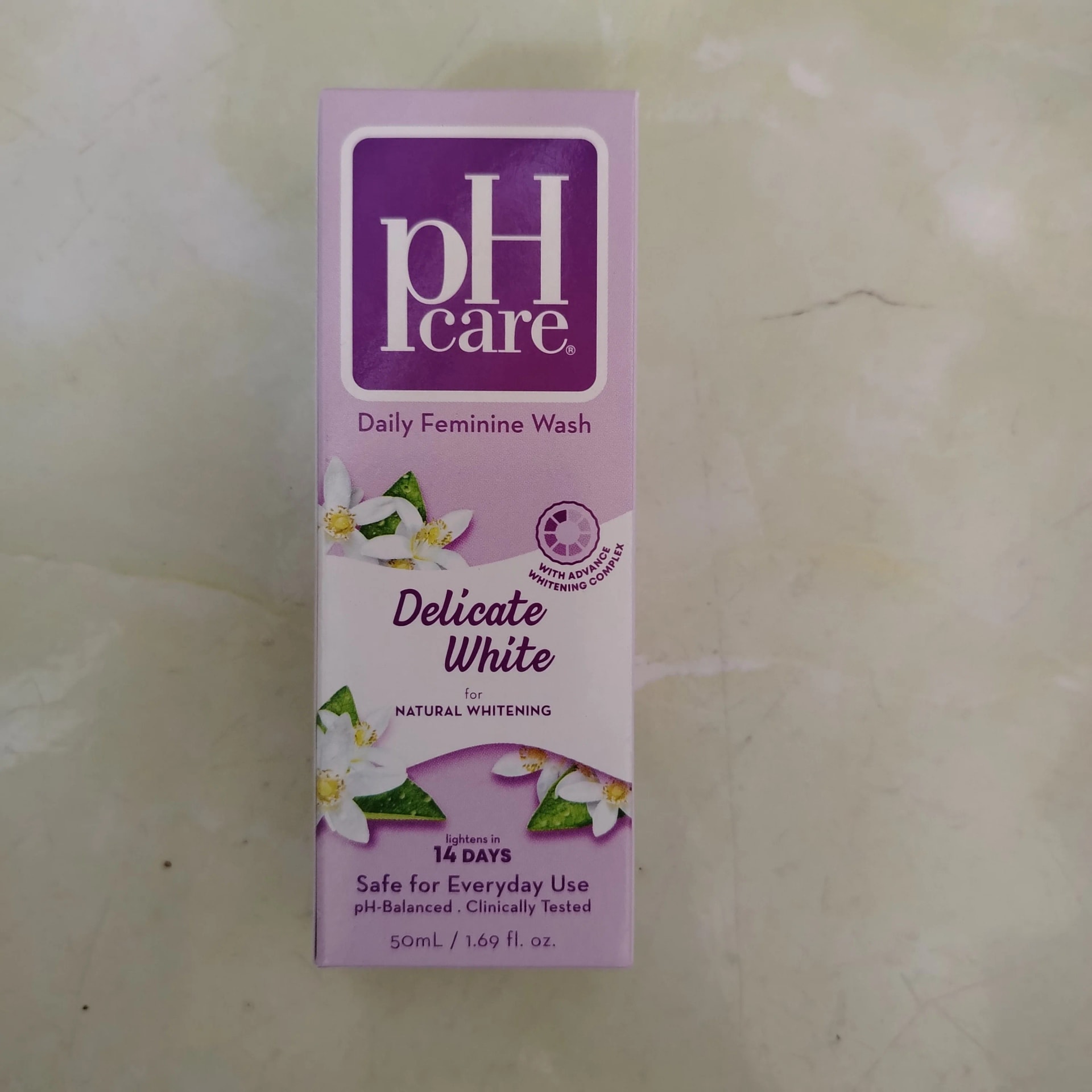 pH Care Delicate White - Phal Cham Rouen