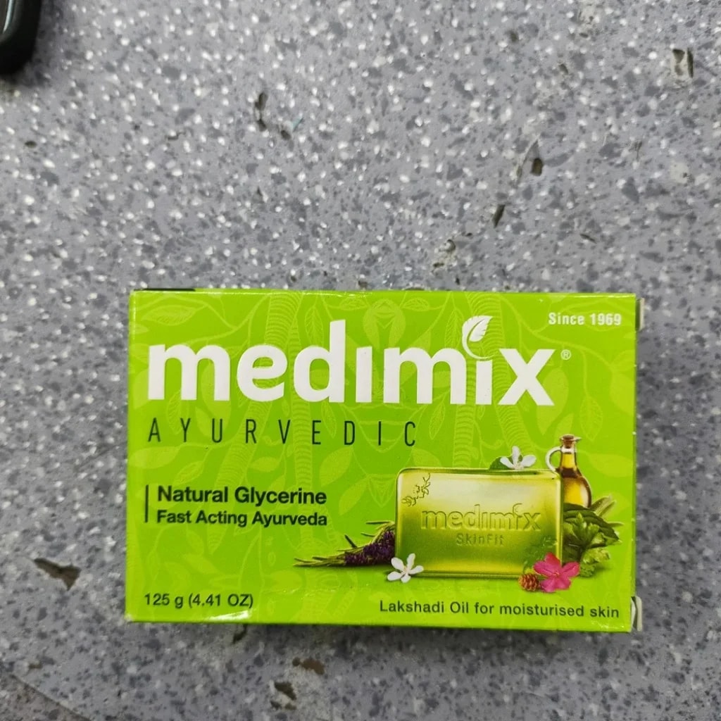 Medimix Ayurvedic Natural Glycerine Soap Not available - Depot De Pharmacie "A" Kim Houy