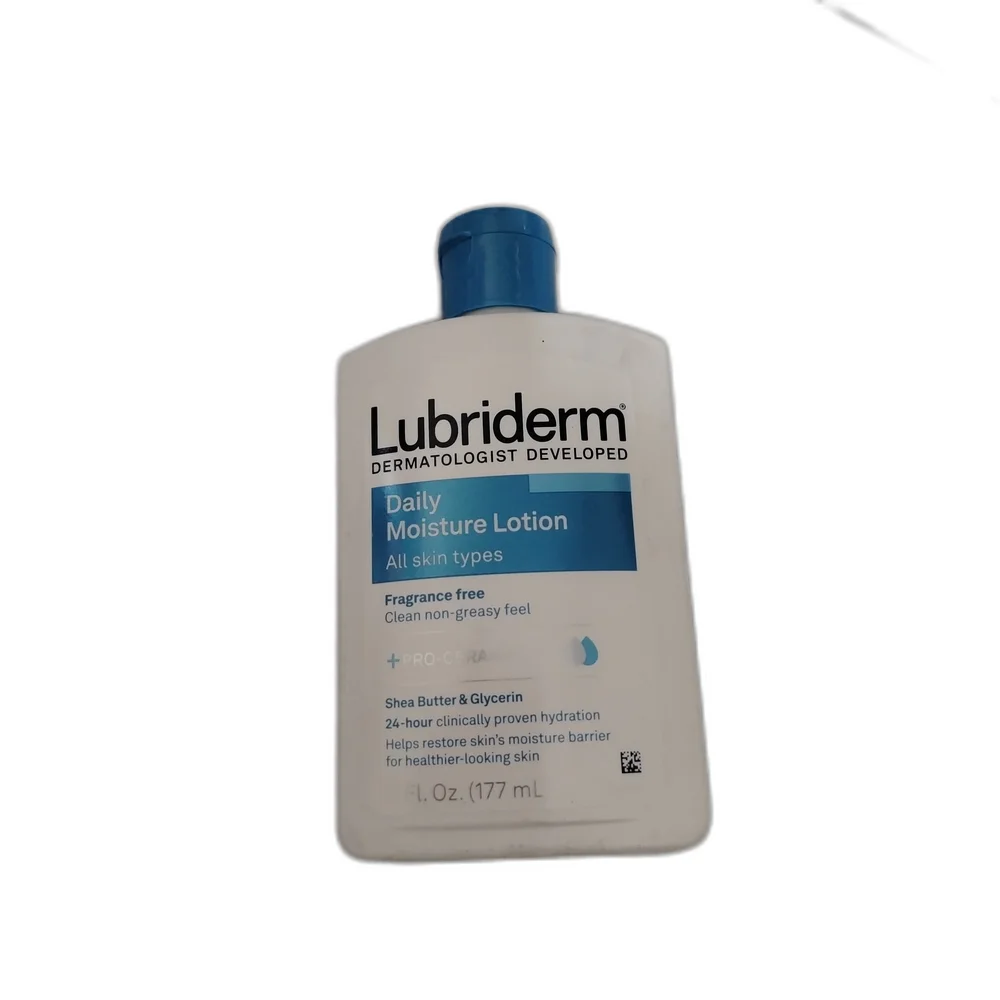 Lubriderm Daily Moisture Lotion Fragrance Free — available at pharmacies in Cambodia on PharmKulen