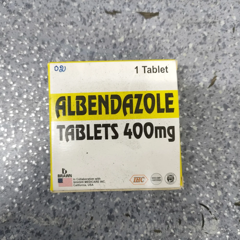 Albendazole 400 mg — available at pharmacies in Cambodia on PharmKulen