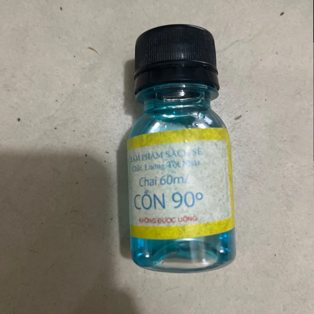 Con 90 (alcohol) — available at pharmacies in Cambodia on PharmKulen