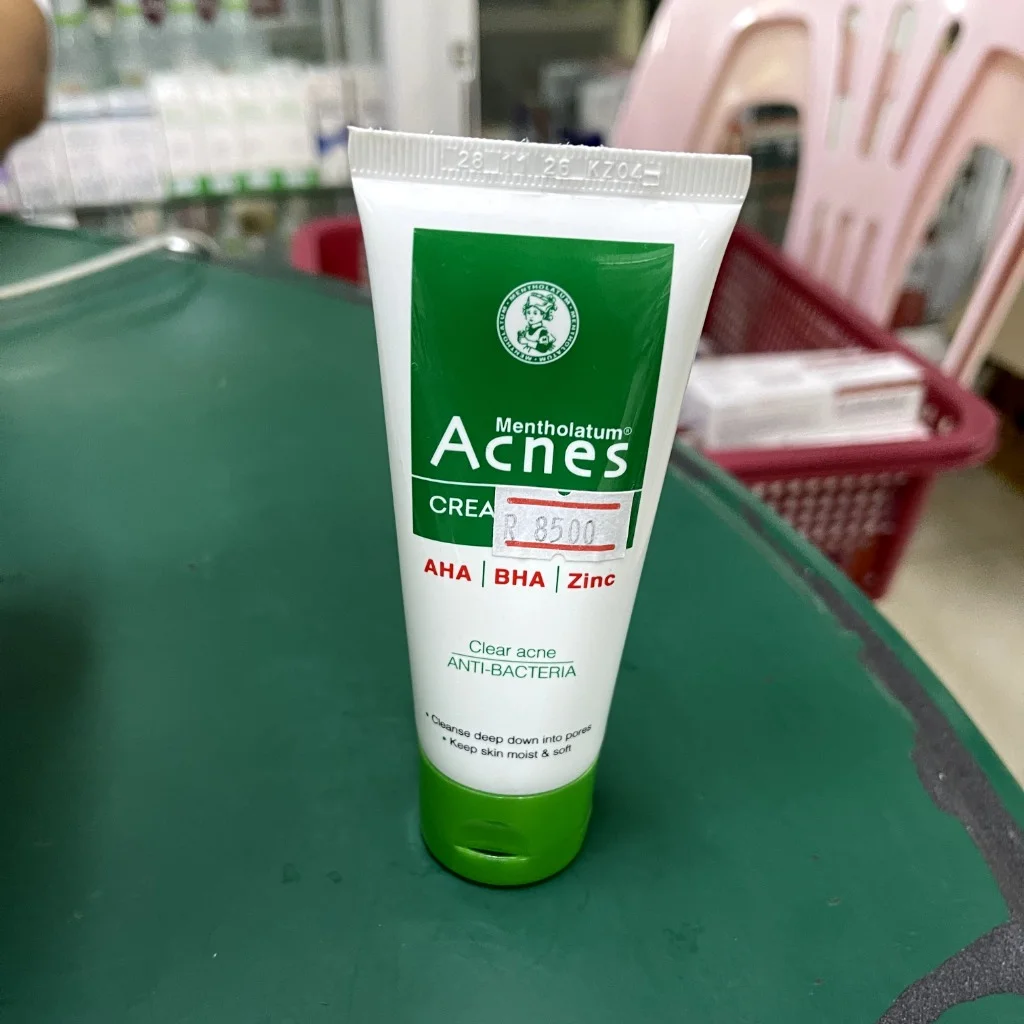 Acne Clear — available at pharmacies in Cambodia on PharmKulen