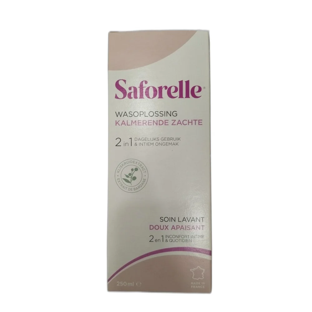 Saforelle Gentle Soothing Cleansing Care — available at pharmacies in Cambodia on PharmKulen