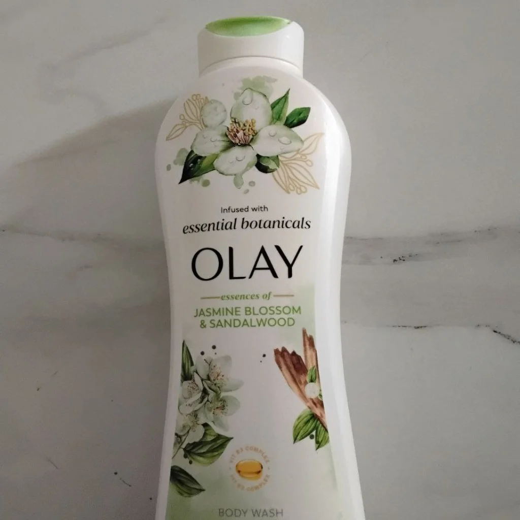 Olay Body Wash – Jasmine Blossom & Sandalwood — available at pharmacies in Cambodia on PharmKulen