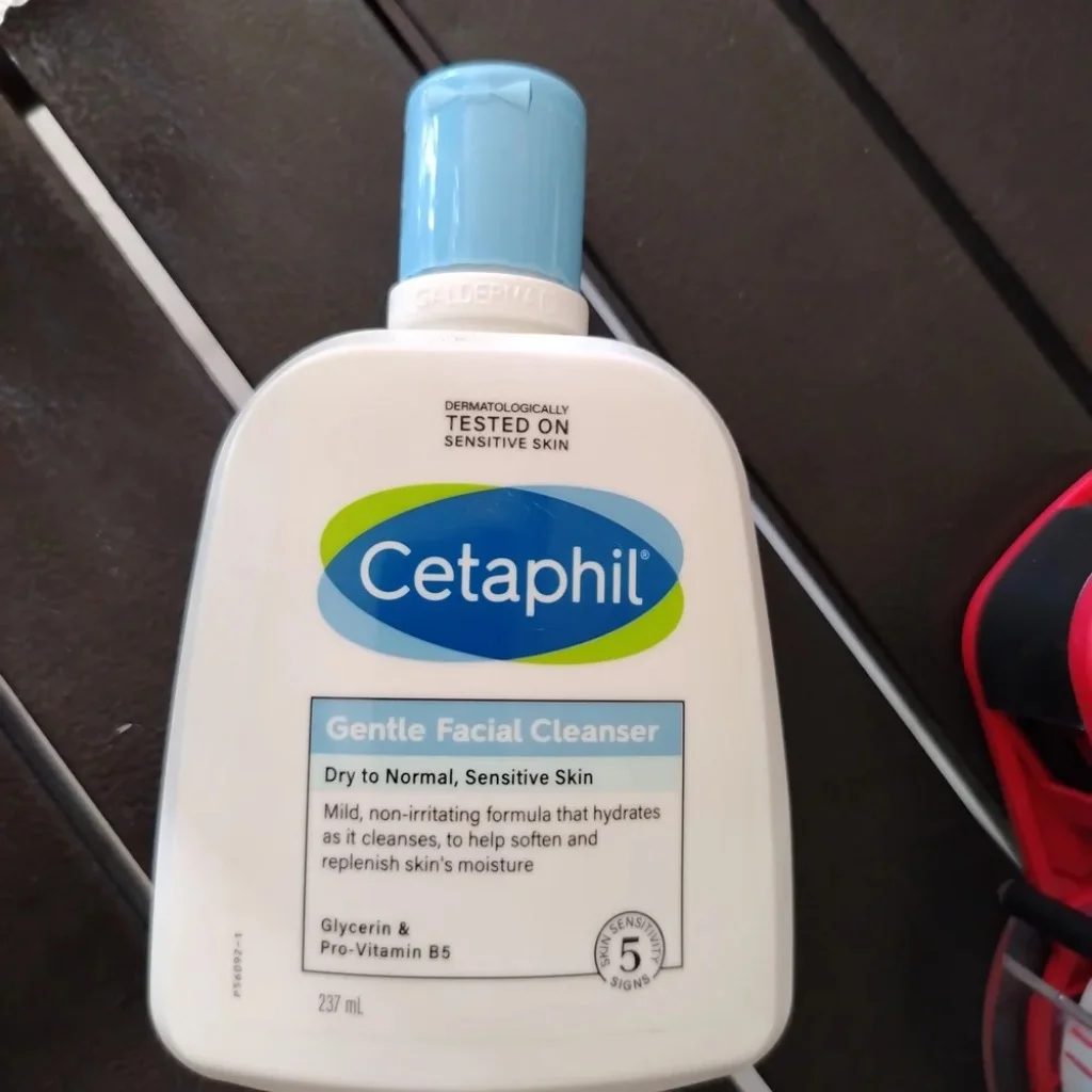 Cetaphil Gentle Facial Cleanser — available at pharmacies in Cambodia on PharmKulen
