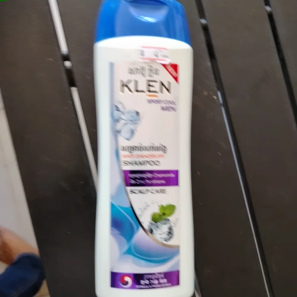 Klen Men Anti-Dandruff Shampoo — available at pharmacies in Cambodia on PharmKulen